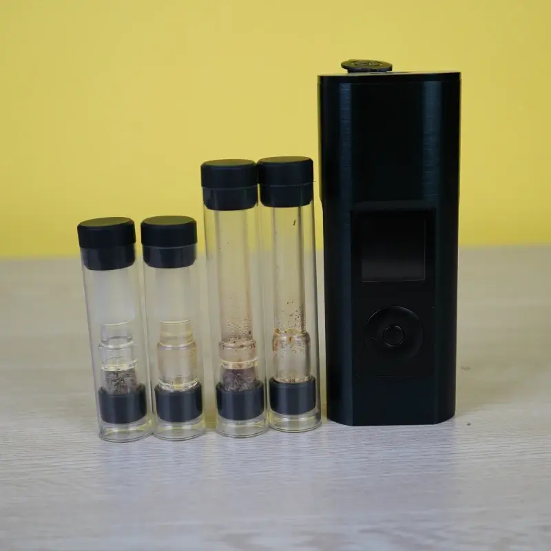 Solo 3 and Its Glass Stems Packed in PVC Tubes for Traveling